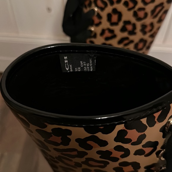 Coach cheetah rain boots. - Picture 4 of 5